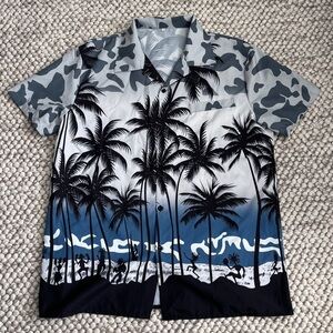 Men’s Hawaiian Button-down Shirt
